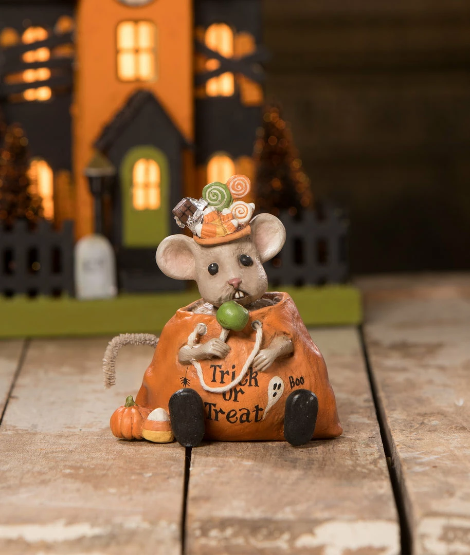 Bethany Lowe Halloween Nibbles Mouse With Candy
